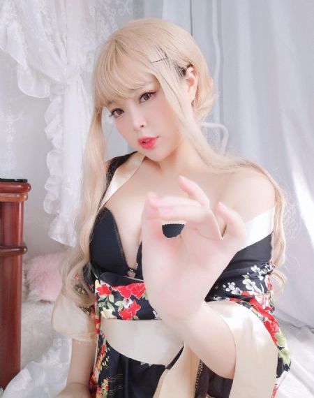 无码专区制服丝袜在线_超清HD高清在线观看
