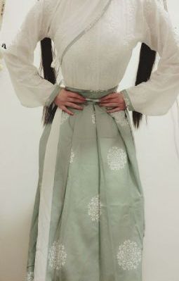 穿秘书服自慰_BD英语手机在线观看