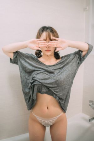 欧美乱强伦另类精品xxxx_蓝光在线观看电视