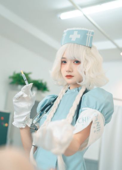 女厕美女撒尿秘在线看_HD高清在线观看